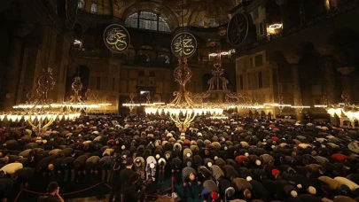 2026 teravih namazı ne zaman başlıyor? İstanbul, Ankara, İzmir ilk teravih saatleri