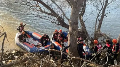 Asi Nehri’nde kaybolan gençten 8 gündür haber alınamıyor: Bekleyiş sürüyor