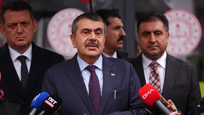 Ara tatil kaldırılacak mı? Bakan Yusuf Tekin açıkladı