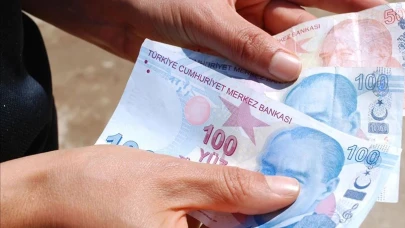 SGK duyurdu: En düşük emekli maaşı farkı yarın hesaplara yatacak