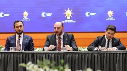 AK Parti, CHP’ye seslendi: 'Yolsuzluk çetesini aklama makinesi'
