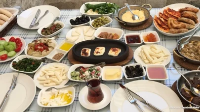 Sahurda Ne Yemeli? İşte Tok Tutan ve Susatmayan 6 Altın Öneri!