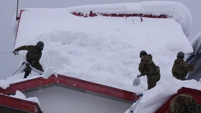 Japonya’da kar felaketi: 35 ölü 358 yaralı