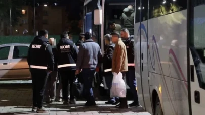 Buca Belediyesi operasyonunda tutuklu sayısı 14 oldu: Şüpheliler cezaevine gönderildi