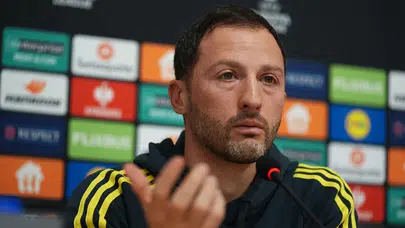 Tedesco’dan Fenerbahçe’de kalacak mı sorusuna net yanıt: “Çok mutluyum ama sadece bana bağlı değil”
