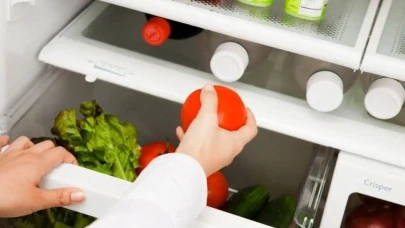 Buzdolabına Asla Konulmaması Gereken 5 Gıda: Tat, Kıvam ve Besin Değeri İçin Dikkat!