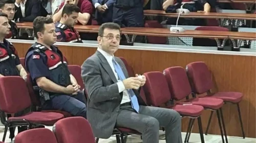 Ekrem İmamoğlu ‘sahte diploma’ davasında üçüncü kez hakim karşısında