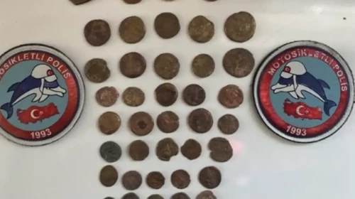 Tarihi eser operasyonu: Heykel ve 45 sikke ele geçirildi