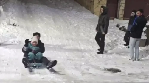 Giresun kara teslim oldu: Yollar kısmen kapandı, ekipler seferber oldu