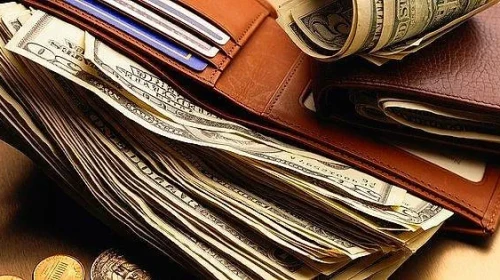 2026 yılının cüzdan rengi hangisi?