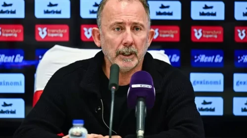 Sergen Yalçın biletlerini kesti! Beşiktaş'ta Necip Uysal ve Mert Günok'tan sonra 2 ayrılık daha