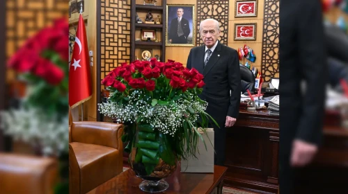 Cumhurbaşkanı Erdoğan, Bahçeli'nin yeni yılını ve yaşını kutladı