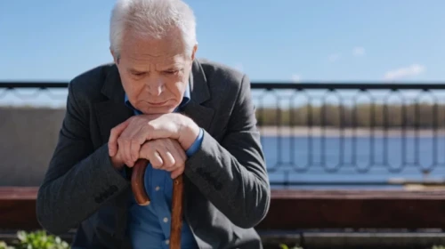 Barınacak Ev Bulamayan Emekliler Çözümü Metruk Otellerde Arıyor: Bazı Odalarda Tuvalet Yok