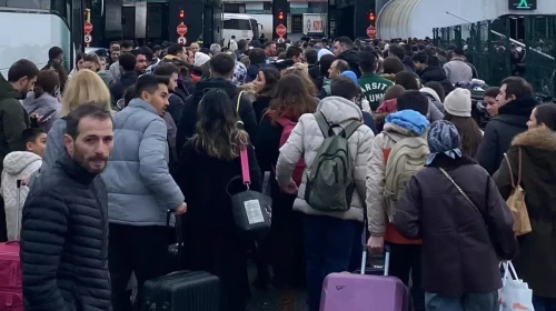 Komşu Ülkeye Geçişte Kural Değişikliği: Kimlik Belgesi Yeterli Olmayacak!