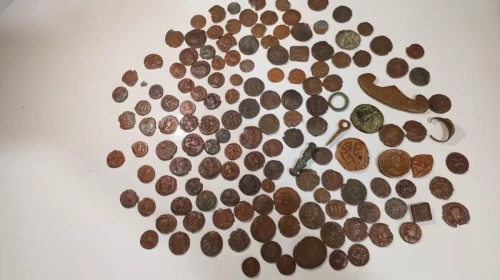 Roma ve Bizans dönemine ait 143 tarihi eser ele geçirildi: 2 şüpheli gözaltına alındı