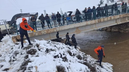 Otomobil sulama kanalına düştü: 3 Kişi hayatını kaybetti, kayıp sürücü aranıyor