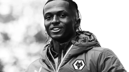 Futbol dünyasında acı kayıp: Genç futbolcu trafik kazasında hayatını kaybetti