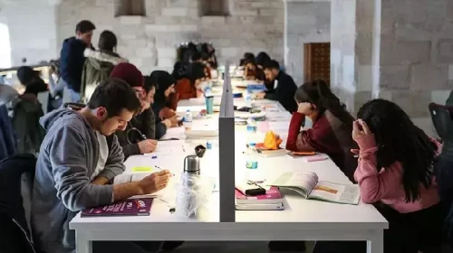 İBB Genç Üniversiteli bursu ne zaman yatacak? 2025-2026 burs başvuru sonuçları ne zaman açıklanacak?