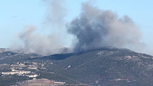 İsrail, Lübnan’da yeniden vurdu: Ateşkese rağmen evler yıkıldı