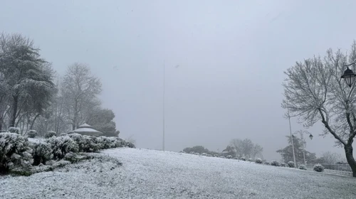 İstanbul’da kar etkisini artırıyor, Orhan Şen’den “dışarı çıkmayın” uyarısı
