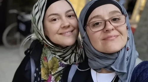 Yasemin Minguzzi Umre'ye gitti: 'Medine'