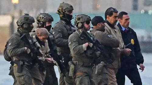 ABD’de yargı karşısına çıkarılan Nicolas Maduro ve Cilia Flores’in darp edildiği iddia edildi