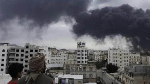 İsrail, Gazze'de barınma merkezini vurdu: 4 yaralı