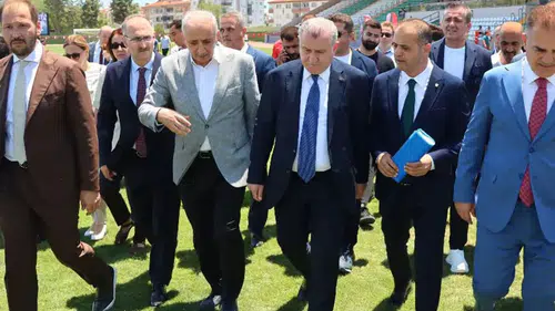 Bakan Bak açıkladı: Muğlaspor'a Stadyum müjdesi