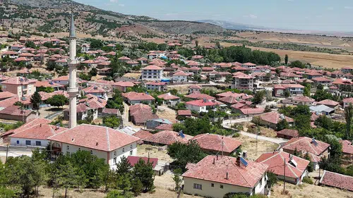 Yozgat'ta meyvecilik yatırımı köyün kaderini değiştirdi! Göç durdu, üretim arttı