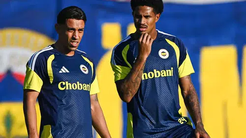 Oosterwolde'den Fenerbahçe taraftarını sevindiren yanıt: "Kalacağım"