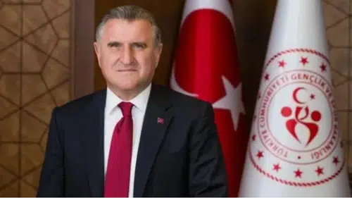 Bakan Bak'tan Süper Lig mesajı! Yeni sezon öncesi dikkat çeken çağrı