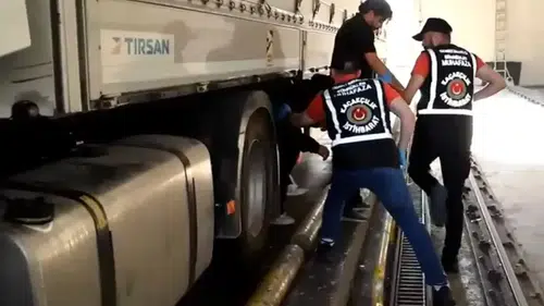 Arif Kocabıyık Kapıkule’de TIR dorsesinde yakalandı: Kocabıyık ve TIR şoförü gözaltına alındı