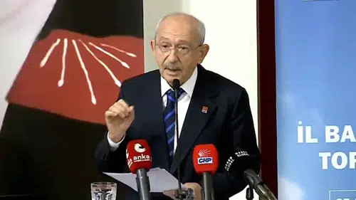 Kılıçdaroğlu 81 il başkanıyla bir araya geldi: "Siyaset zenginleşme aracı değildir"