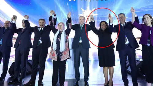 AK Parti’de bir ilk: Türkan Kayır partinin ilk Süryani belediye başkanı oldu