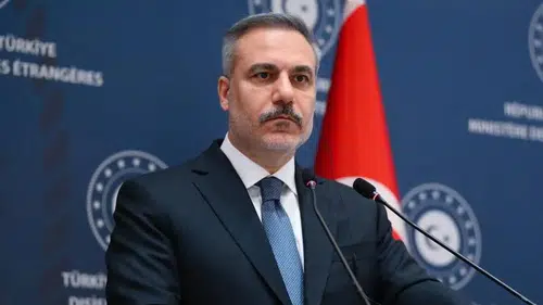 Bakan Fidan: "Hürmüz Boğazı yeniden açılsın"