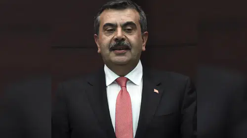 Bakan Tekin: “Herkesi matematik öğrenmeye zorlamamamız gerekiyor”