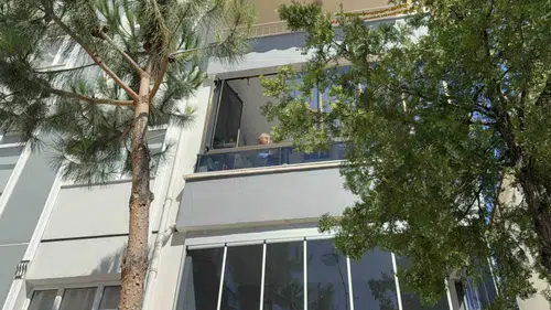 Tokat'ta balkondan düşen yaşlı adam hayatını kaybetti