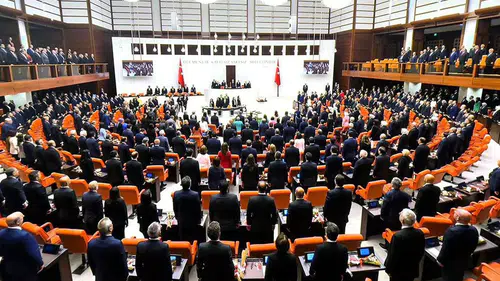 Yeni Yol Partisi'nde yeni dönem: Meclis'te sandalye dağılımı güncellendi