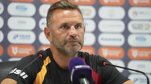 Okan Buruk'tan transfer açıklaması: En az iki tane, belki bu üç de olabilir