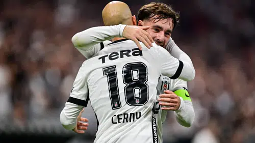 Beşiktaş sezona galibiyetle başladı: Cerny 3 puanı getirdi