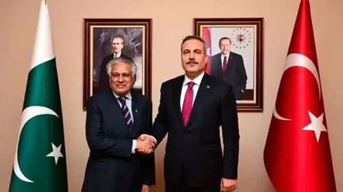 İstanbul’da dikkat çeken buluşma! Bakan Fidan, Pakistanlı mevkidaşıyla görüştü