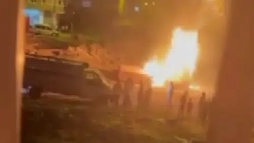 Diyarbakır'da sitede yangın paniği: Yangının nedeni araştırılıyor
