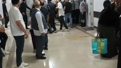 Diyarbakır'da havai fişek yüzüne isabet etti: Hastanede arbede çıktı
