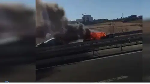 Çorlu’da can pazarı! Alev alan araçtan çıkamadı