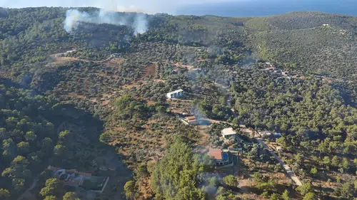 Antalya Kaş’ta orman yangını: Ekipler müdahale ediyor