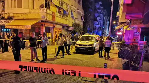 İzmir'de silahlı kavga: 1 kişi yaşamını yitirdi