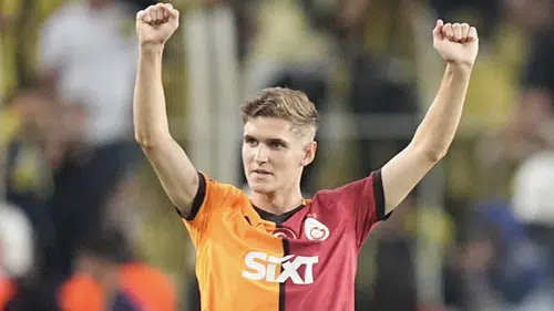 Galatasaray'da bir ayrılık daha! Yeni takımı açıklandı