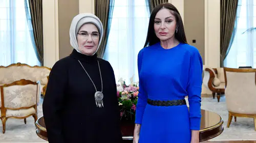 Emine Erdoğan'dan Mihriban Aliyeva'ya doğum günü telefonu