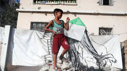 İsrail'in gözü döndü: Gazze'den uçurulan uçurtmalara güçlü karşılık vereceğiz