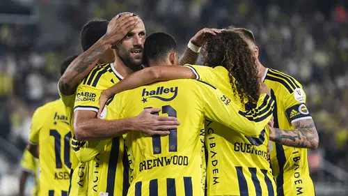 Fenerbahçe'nin Lyon maçı kadrosu açıklandı! 4 isim kadroda yok